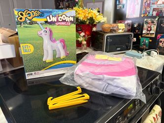 SLOOSH new 63” inflatable unicorn yard sprinkler