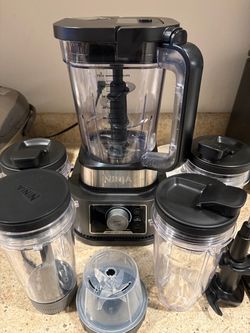 Ninja CO351B Food Power Pitcher 4in1 Smoothie Crushing Blender 1400WP with a Stainless Silver Finish , 72 oz (Refurbished)