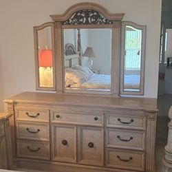 King Size Bedroom Set