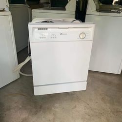 Maytag 24” Built-In Dishwasher
