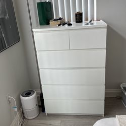 White Dresser Bureau 