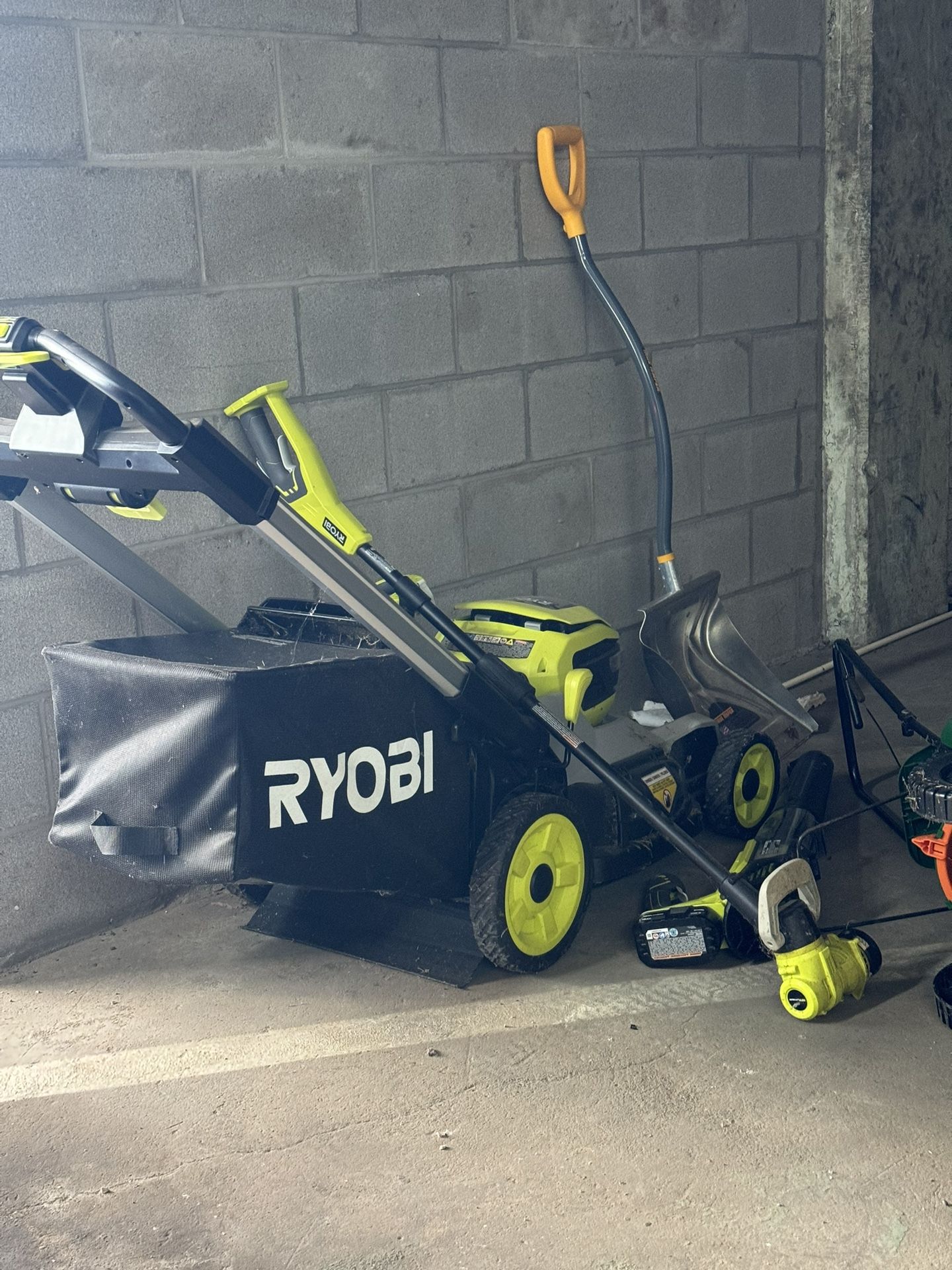 Ryobi Electric Lawn Tools 