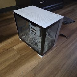 Lian Li O11D ATX Tower Case