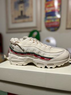 UNDEFEATED NIKE AIR MAX 95 “SAIL”