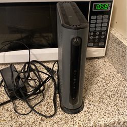cable modem and router 
