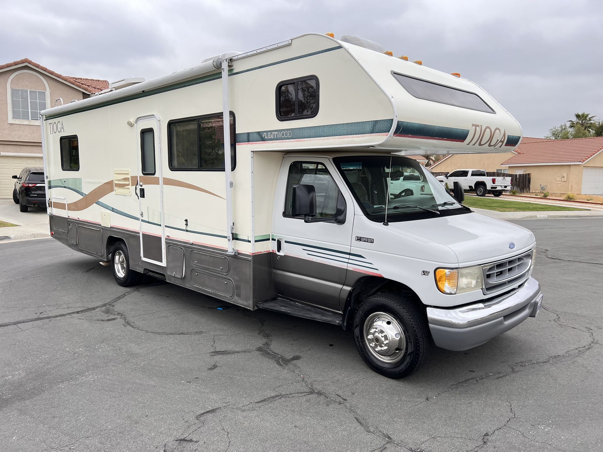 1999 Fleetwood Tioga 28V for Sale in Riverside, CA OfferUp