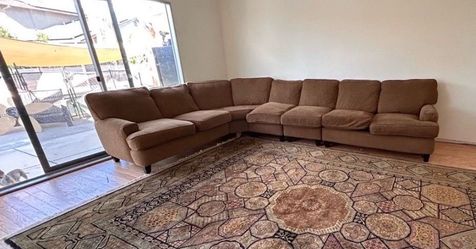 Sectional sofa