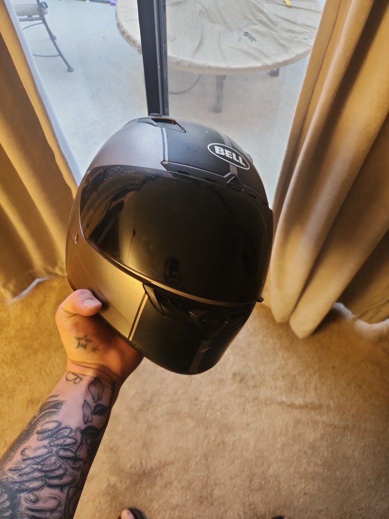 Bell XL Fullface Motorcycle Helmet Bluetooth Ready