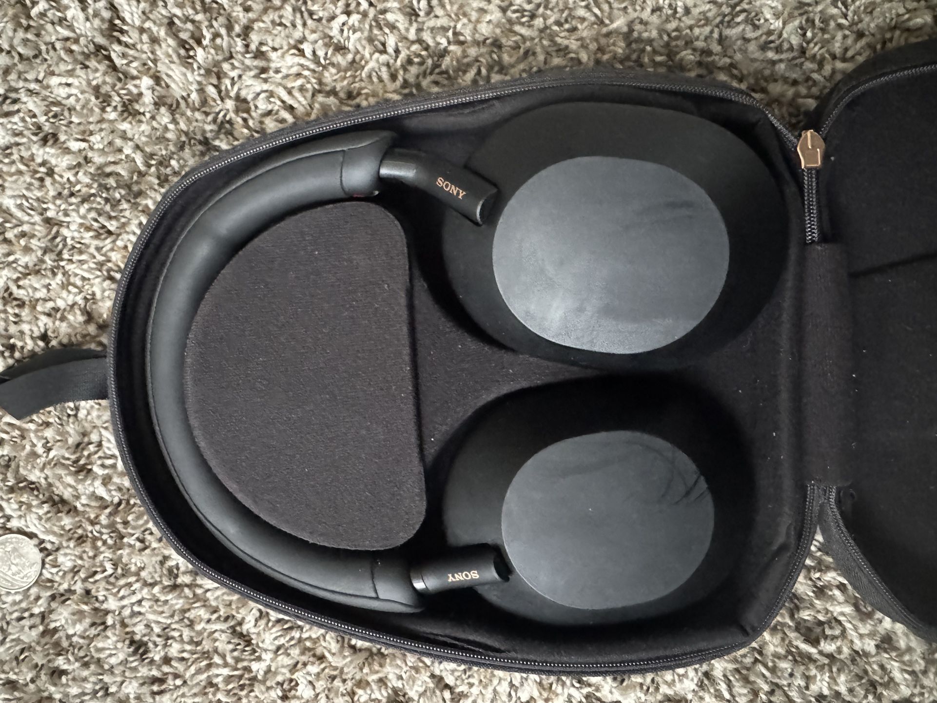 Sony WH-1000XM5