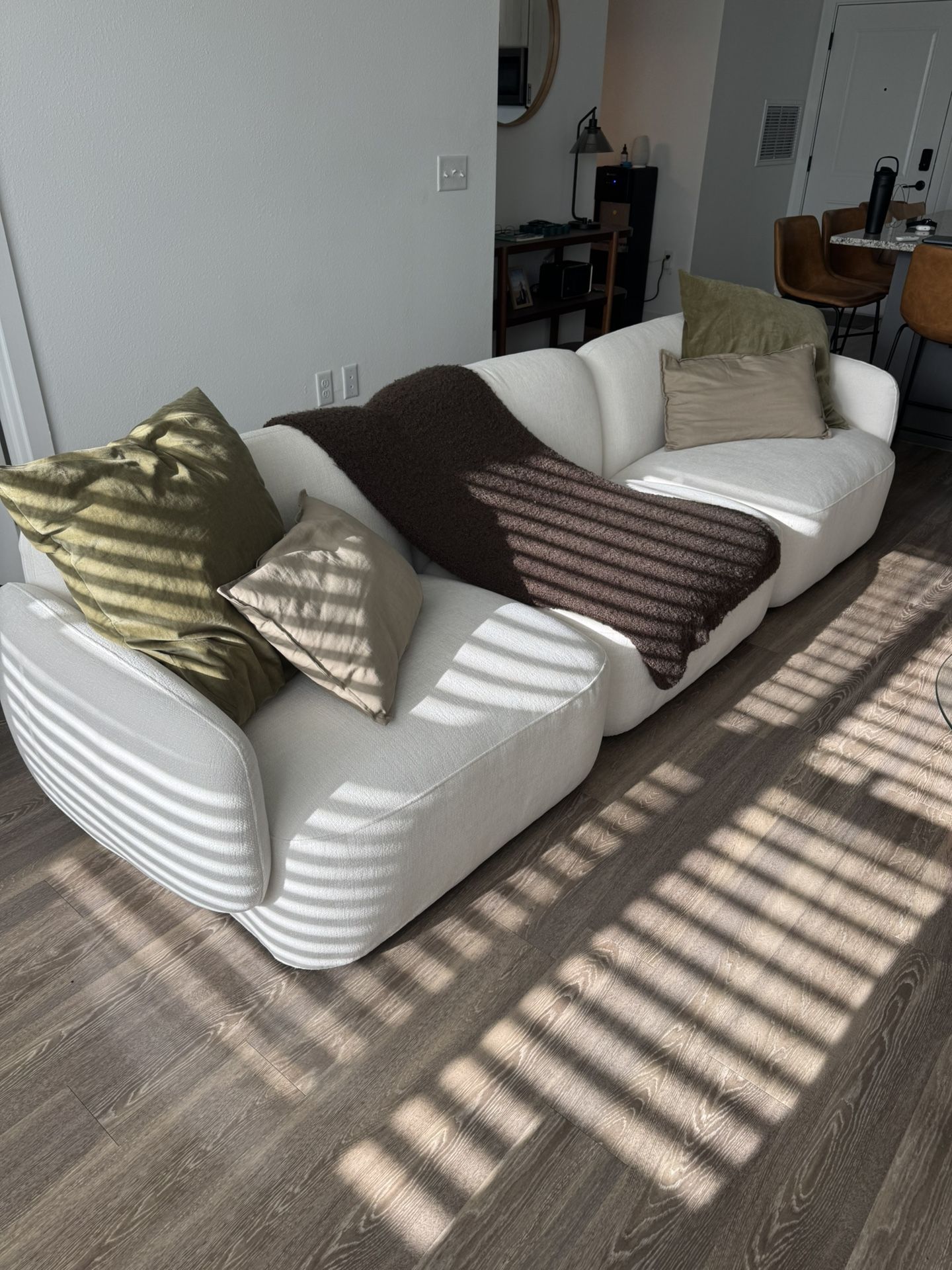 Halsey White Fabric 3-Piece Modular Sofa - (Used, Excellent Condition)