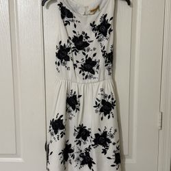 Alice + Olivia Lillyanne White & Black Beaded Cocktail Dress