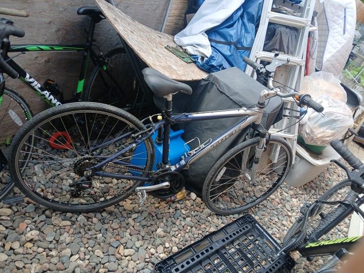 Trek 7100 Bike