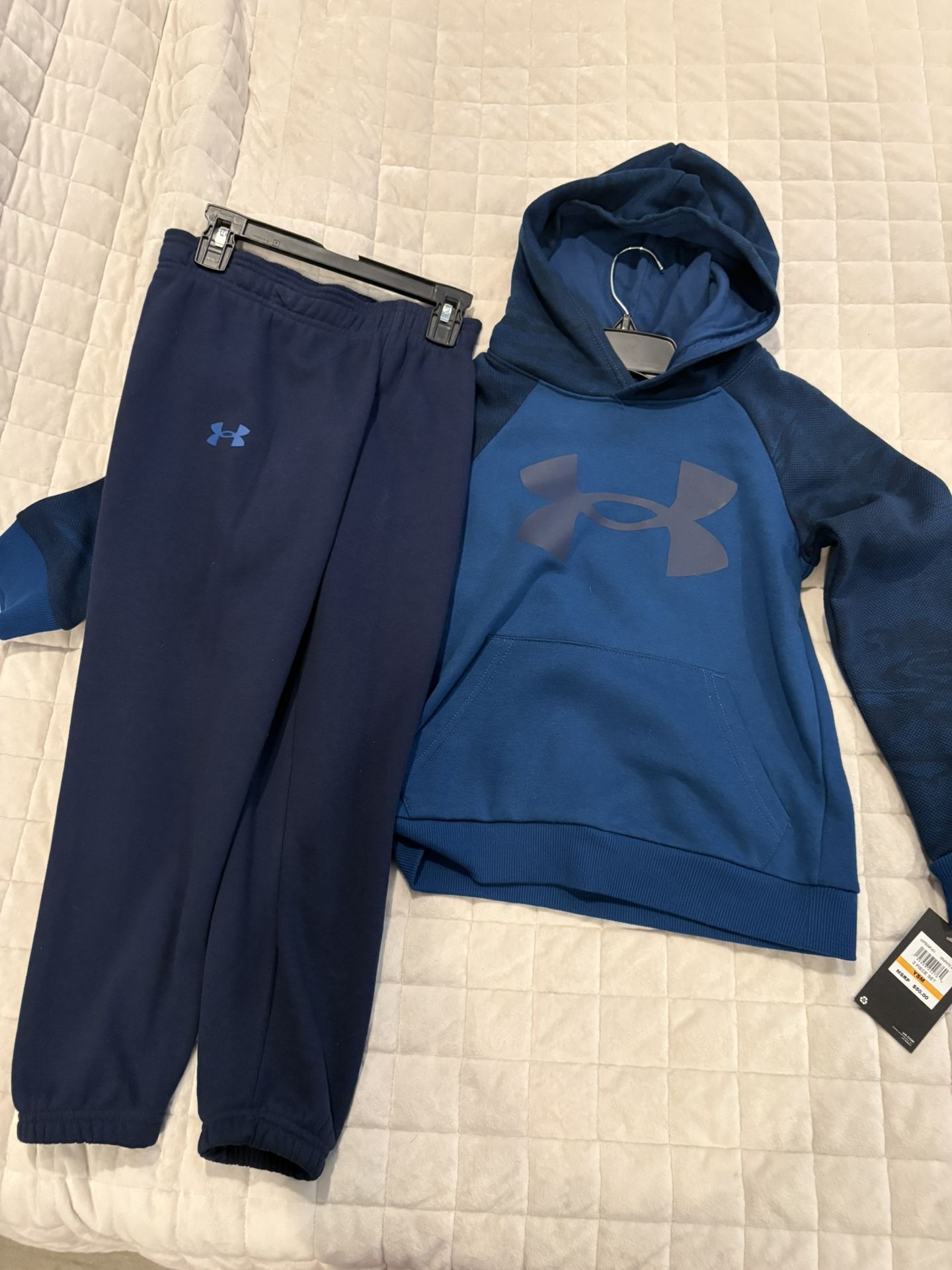 UA Boys Sweatshirt/Sweatpants - New YSM