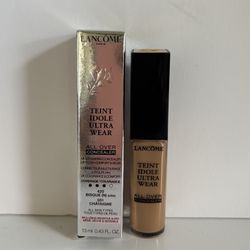 Lancôme Teint Idole Ultra Wear All Over Concealer 420 Bisque 051 Châtaigne.  0.43oz Brand new in a box. Comes from a smoke free environment.  