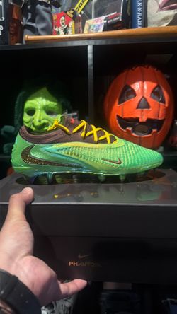 Travis Scott cactus jack soccer shoes