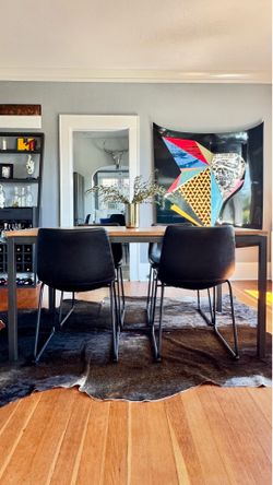 4 Dining Chairs