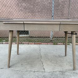 Crate And Barrel Tate Mid Century Modern Desk.