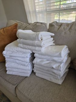 White Washable Round Table Covers for Wedding/Party Event