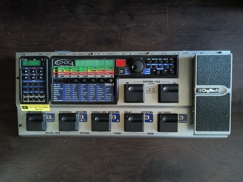DigiTech GNX4 Multi-modeling Recording Guitar Workstation