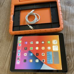 Apple iPad 5th Generation 32GB  with kids protective case & Charger (128gb $150)
