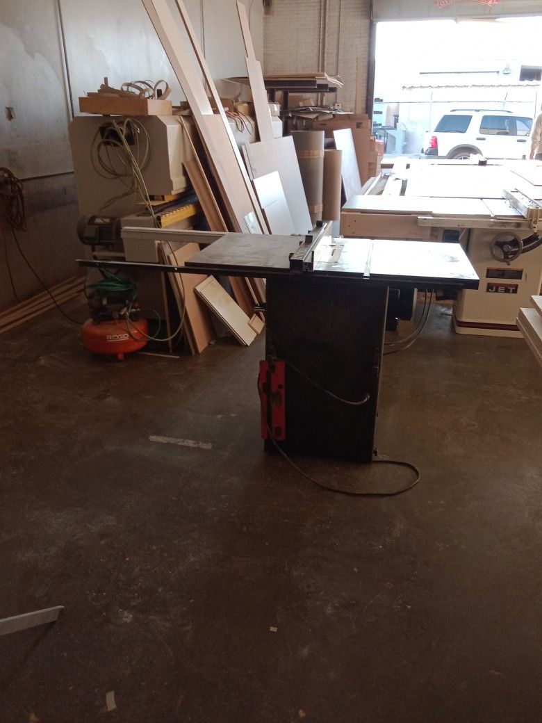 Table Saw