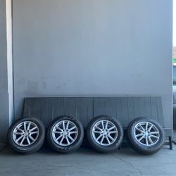 Brand New Land Rover Wheels And Tires