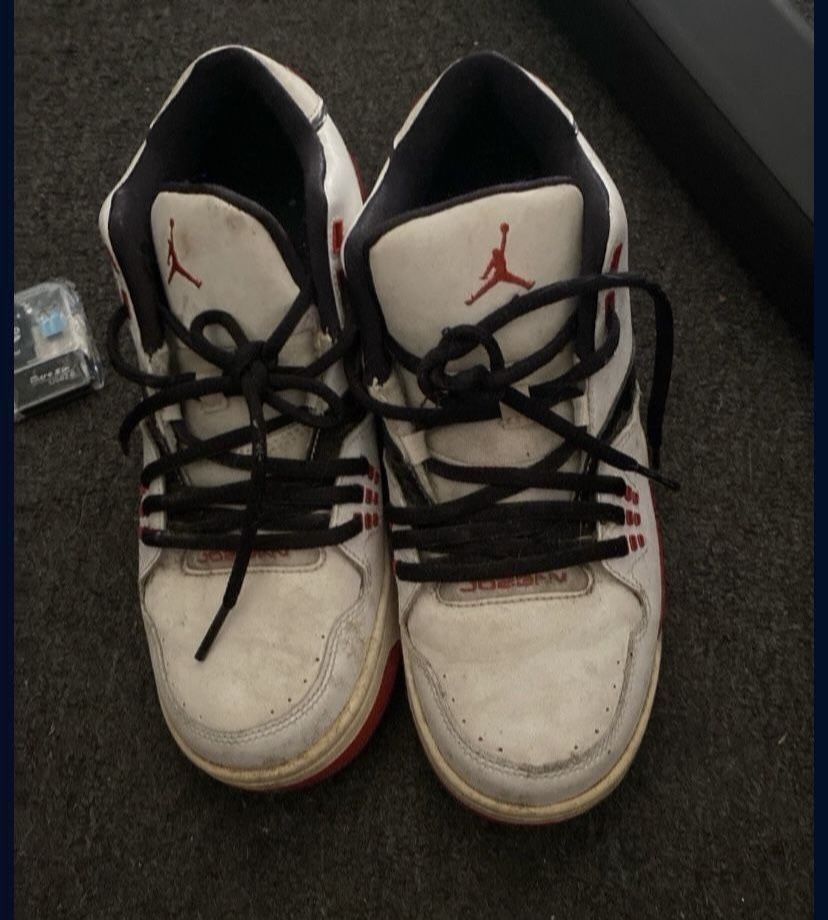 Jordan’s Size 6.5 Men’s