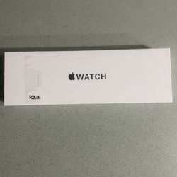 Apple Watch SE (2nd Generation) with a 40mm Midnight Aluminum case and Ink Sport Loop