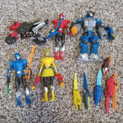 Power Rangers action figures toys lot blue, red yellow Rangers and accessories 