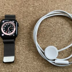 Apple Watch Series 7 - 41mm 