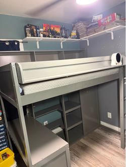 Loft bed with Desk