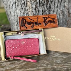 Coach Wallet With Box