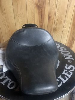 Harley seat