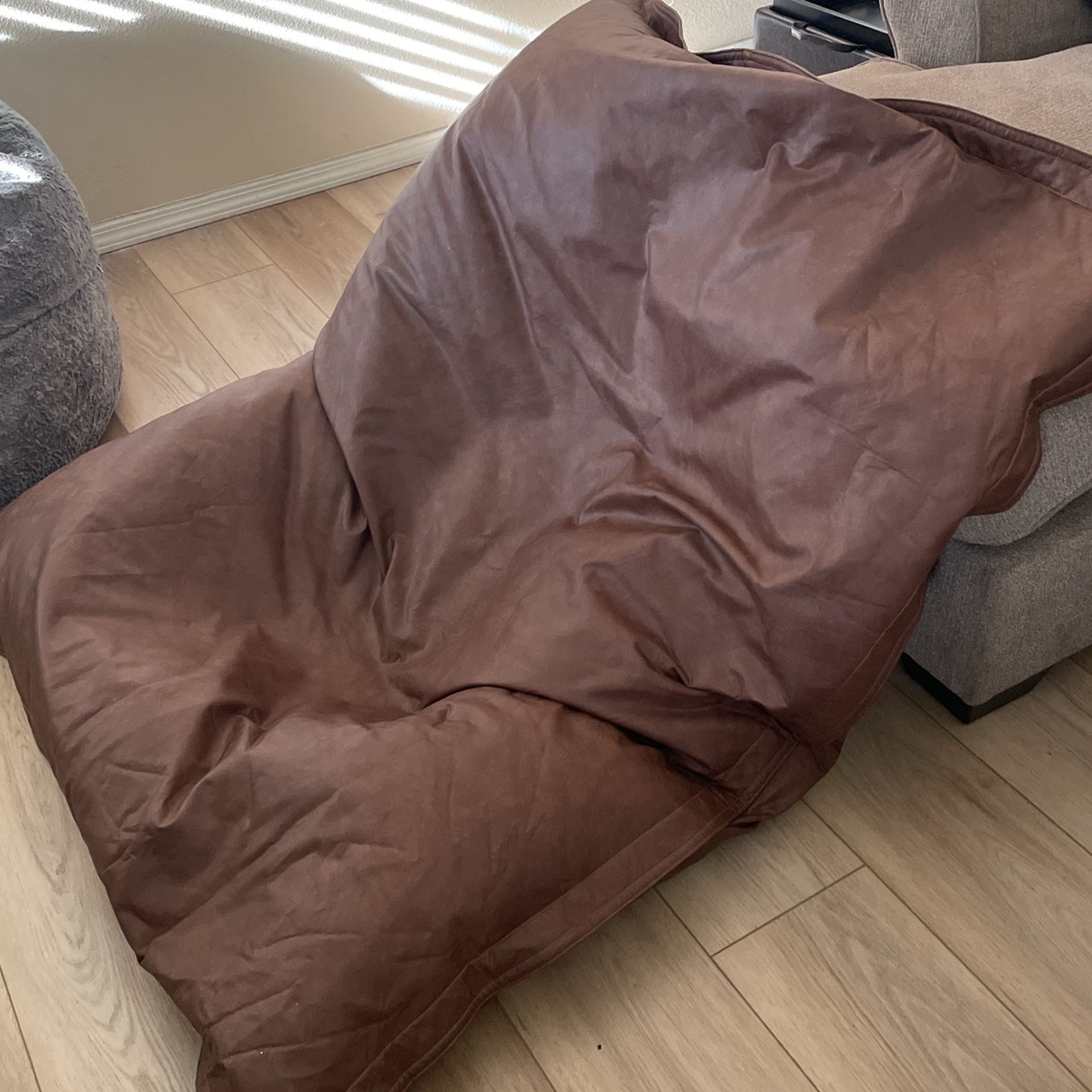 The Basic Puff - Brown Bean Bag