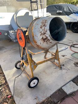 Cement mixer