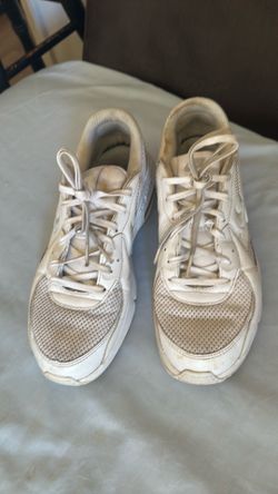 Shoes size 8.5 Nike
