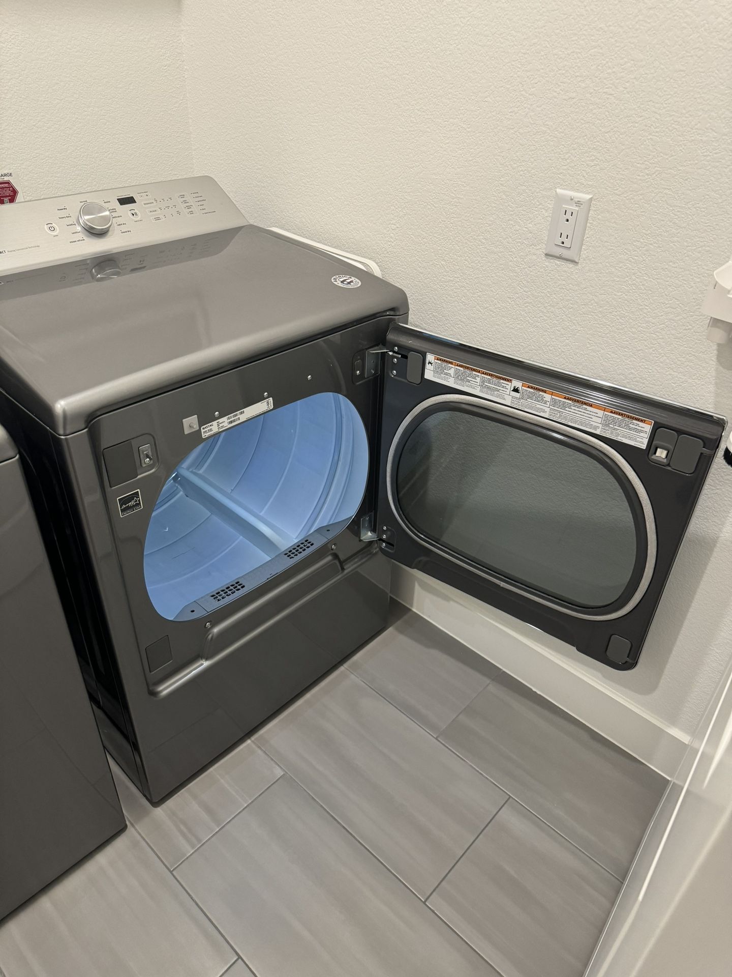 Maytag Bravos XL Washer And Dryer Set for Sale in Mansfield, TX OfferUp