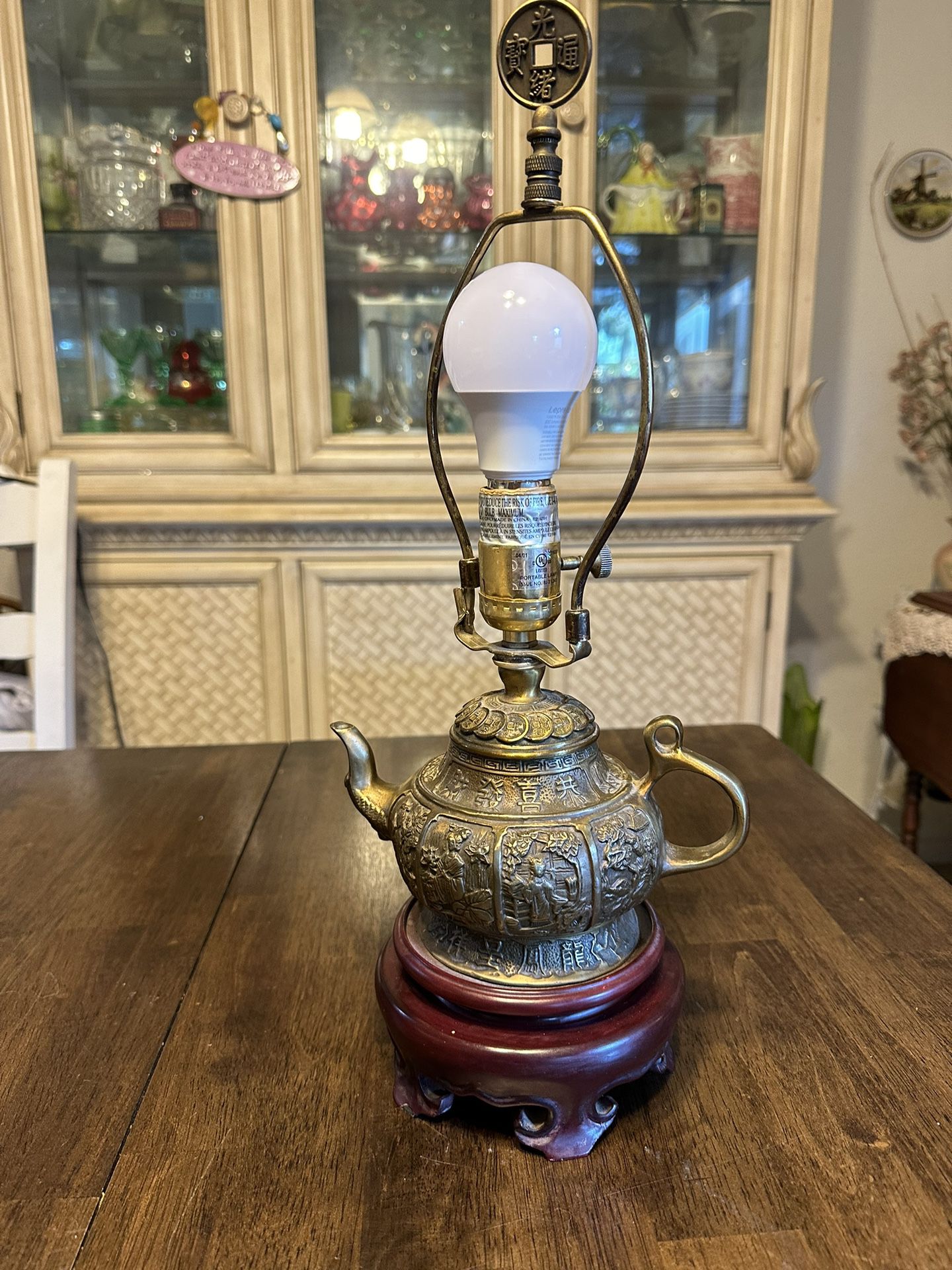 Brass Metallic, Oriental Chinese Teapot Lamp. Heavy 