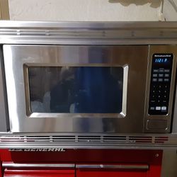 KitchenAid  Build In Microwave