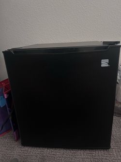Kenmore Mini Fridge