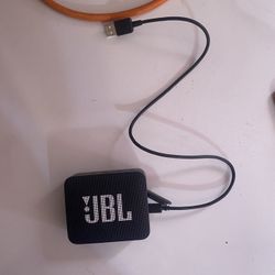 jbl speaker go 2 super loud bass boosted 12 hour battery life