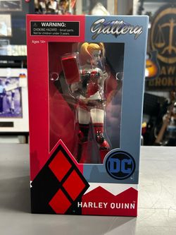 DC Gallery Harley Quinn Collectible Figure