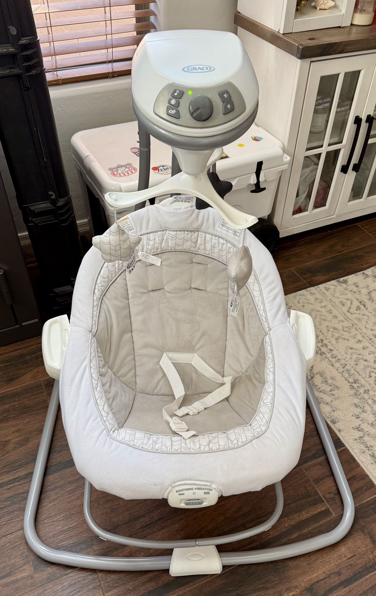✨ Graco DuetConnect LX Swing & Bouncer – Like New! ✨
