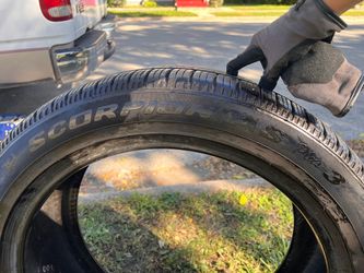 285/45R22 PIRELLI SCORPION AS plus 3 TIRE