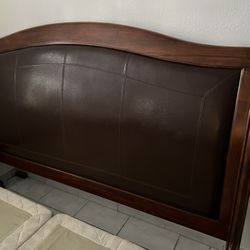King/California King Wood And Leather Sleigh Bed Frame  