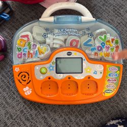 V Tech Lil Speller Phonics Station 