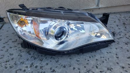 08 09 10 11 2008 2009 2010 2011 SUBARU IMPREZA WRX RIGHT PASSENGER SIDE HEADLIGHT OEM