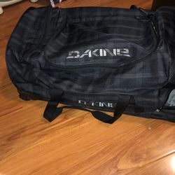 Dakine snowboarding duffel bag