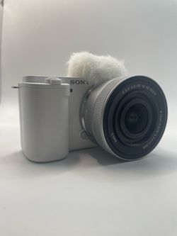 Sony ZV-E10 Camera - Extremely Low Shutter Count #46 - For Sale Or Trade