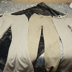 Bundle Sweat Pants!! 5.00$